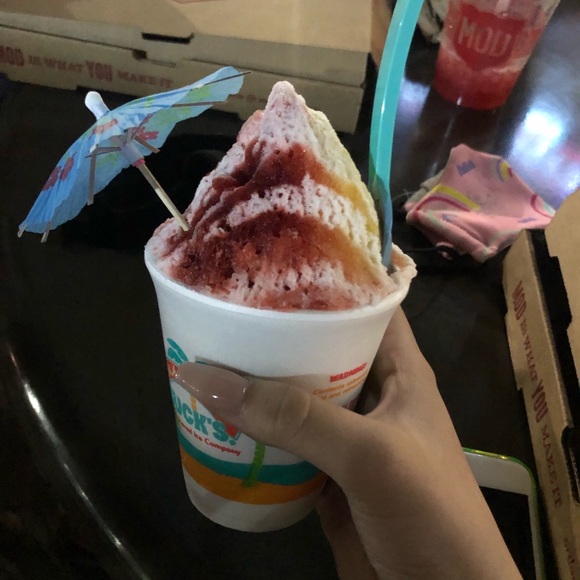 Meet your Posher, Alissa - Picture 1 of 1